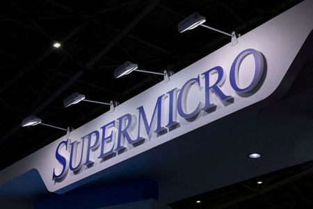 SMCI Stock Rises