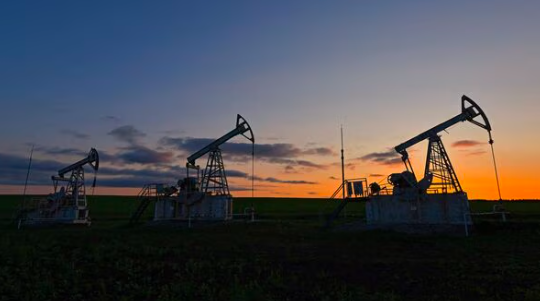 U.S. oil Jumps